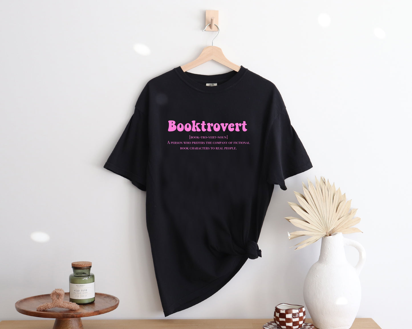 Booktrovert T-shirt
