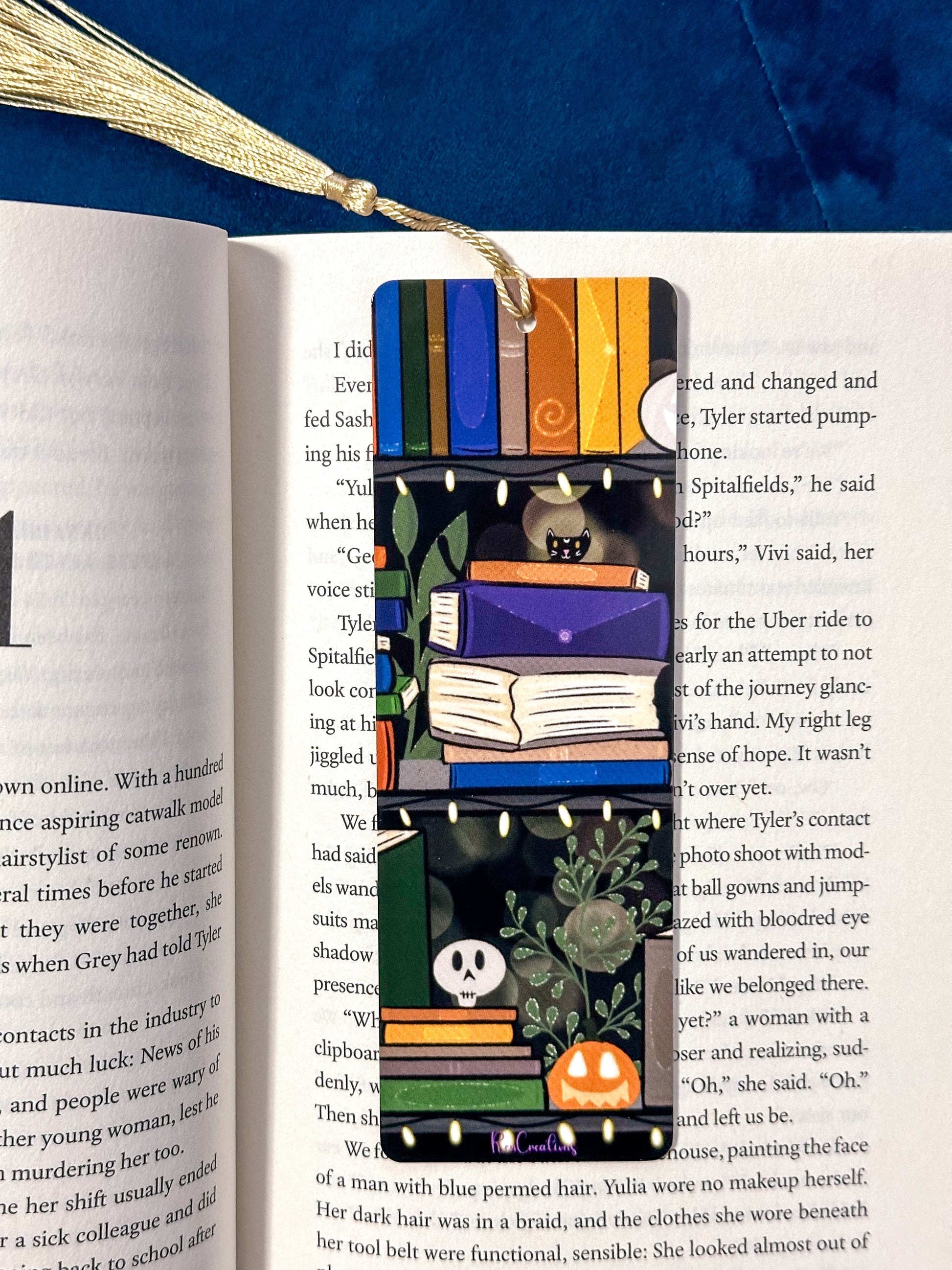 Halloween Bookshelf Bookmark