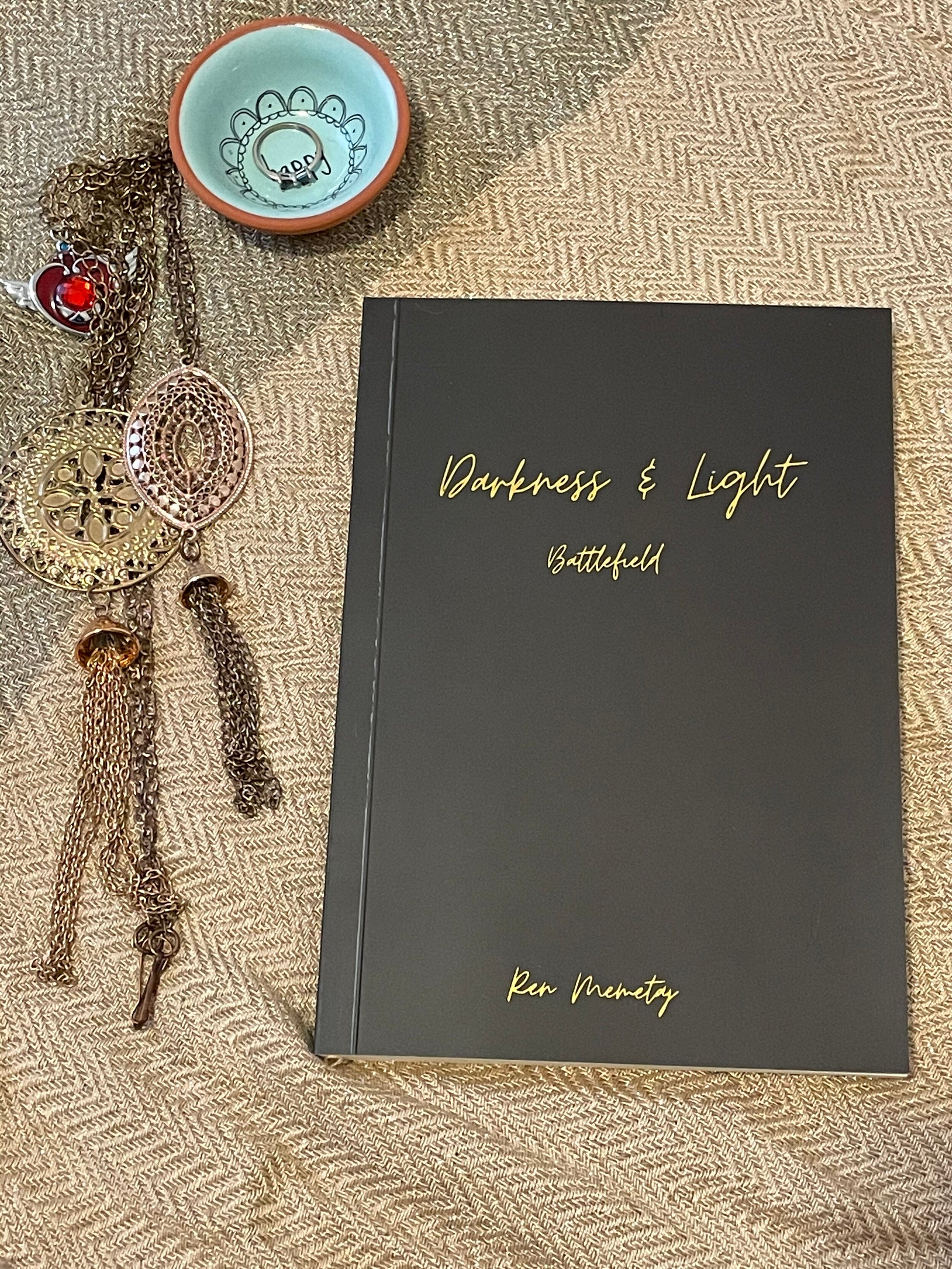 Darkness & Light: Battlefield